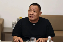 于东来回应40亿分配争议：这是大家的钱 自己只占5%