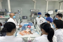 3岁女童被毒蛇咬伤假死3天奇迹生还 生死边缘的奇迹复苏