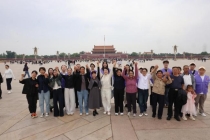 三位烈士母亲在北京相聚 致敬英烈家国大爱