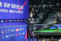 特鲁姆普5-1战胜瓦菲晋级半决赛 王者风范再现