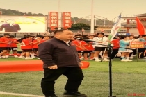 6秒致辞走红的县委书记是清华硕士 简洁发言引热议