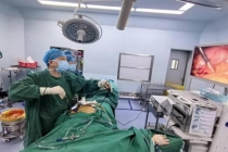 女大学生半年暴瘦50斤诱发胆囊结石 盲目减肥苦果