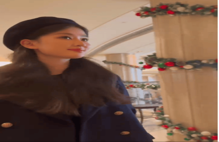 乔欣被曝结婚后露面 与粉丝微笑打招呼状态超好 乔欣被曝结婚后露面 与粉丝微笑打招呼状态超好
