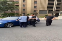 业主与物业争执被骂“住不起就滚” 涉事物业：收停车费系亏损严重，业主先骂人