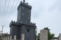 一村民房屋酷似灰太狼城堡走红 梦想成真引来游客