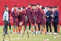 新国足第一队长敲定，邵佳一明智之选 张玉宁担纲领衔