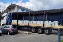 法国海关查获1.1吨可卡因 藏匿于盆栽土中