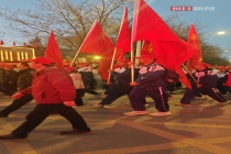 带师生徒步祭英烈校领导步数76000 传承红色血脉