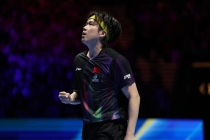 王楚钦首夺世界杯男单冠军 七局大战逆转胜出