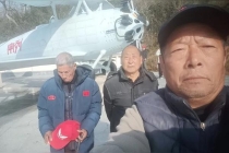 3位老人自驾三轮车穷游 跨越8个省 梦想之旅成就非凡