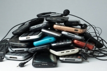 3台旧手机能换1台iPhone？实地调查 二手手机回收价暴涨