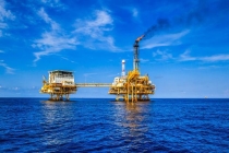 油价暴涨超11% 中东冲突担忧加剧