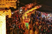 成都成全国飞机出发量第一城 春日文旅热潮涌动