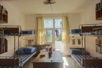 多地高校逐步消除8人间宿舍 改善住宿条件引发关注