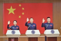乘组一心 奔赴星辰大海 新时代的太空长征