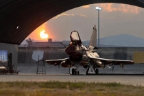 南部战区空军跨昼夜训练 锤炼实战能力