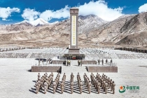 部队官兵采取多种形式祭奠英烈 传承英雄精神