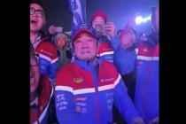 面对张雪 记者该怎么提问 从窘迫到辉煌