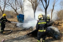 一男子辱骂消防员被拘 阻碍灭火救援受罚