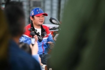 张雪出圈：让人有所热爱比什么都重要 追逐梦想的力量