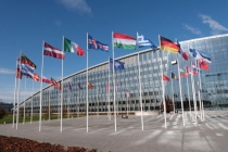 特朗普吐槽盟友助战不积极 北约再惹不满