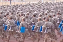 新疆军区新兵开训场面壮观 网友：新兵热血训练场面太带劲儿了！