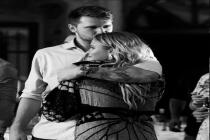 曝东契奇前未婚妻住其母亲豪宅 新恋情传闻四起