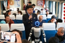 连续开行27年！今年车上来了位“AI老师”！