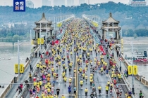 武汉马拉松两项赛会纪录被刷新 肯尼亚选手夺冠破纪录