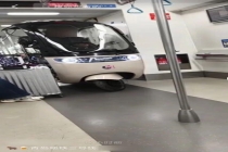 电动三轮车开进车厢？青岛地铁回应 正核实处理