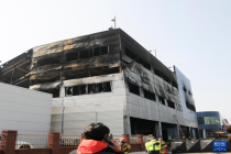 韩国工厂火灾画面曝光 救援行动持续进行