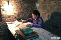 苦练书法多年终于有回报了 梦想绽放田野间