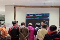 有金店10克和20克投资金条卖断货 金价波动引发抢购热潮