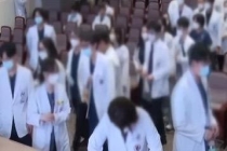 香港高薪抢医生 入门月薪7万港元起 政策放宽吸引内地医才