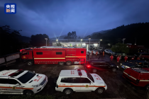 广西河池车辆坠河事件已致8人遇难 搜救工作持续进行