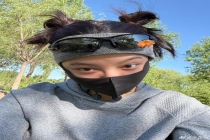 辛芷蕾骑车又摔了四肢全废 骑行安全引关注
