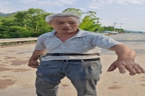 老人被鸭叫声惊醒发现洪水陡涨 及时撤离保住性命