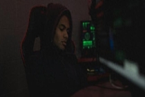 宇树科技陷“加班文化”争议 弹性双休变“早九晚九”