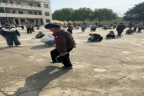 那个跳绳“最慢”的孩子 后来咋样了 从0到20的飞跃